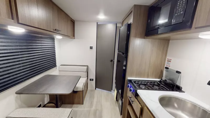 16RBX Floorplan Main Room