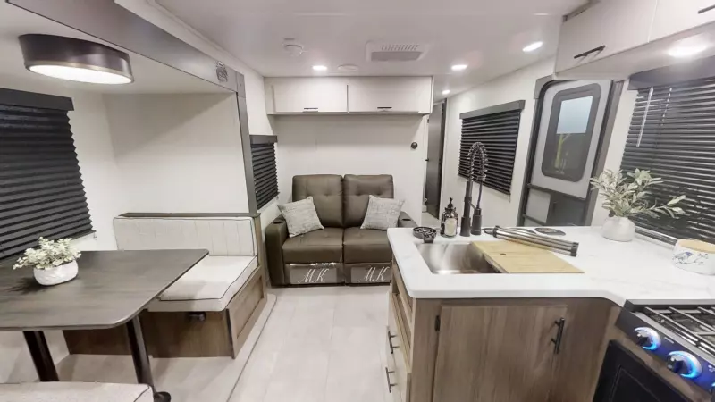 248RE Floorplan Main Room